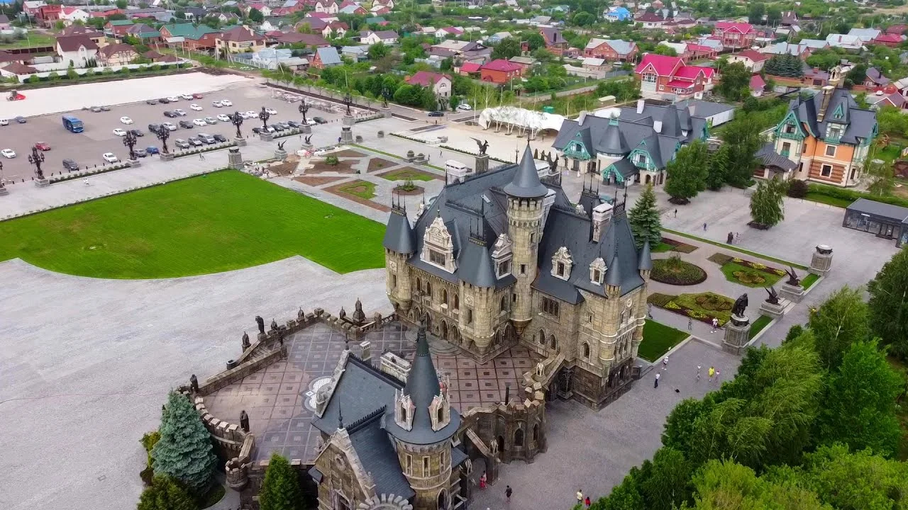 Замок Гарибальди в Хрящевке